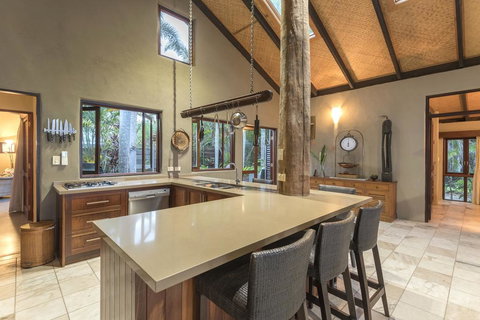 The Beach House On Newell - Dentist Search 3