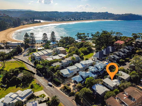 The Beach Hut Avoca Beach NSW - Dentist Find 1
