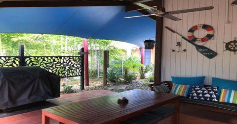 The Beach Shack - Koda Beach Bungalow 1 - Dentist Find 2