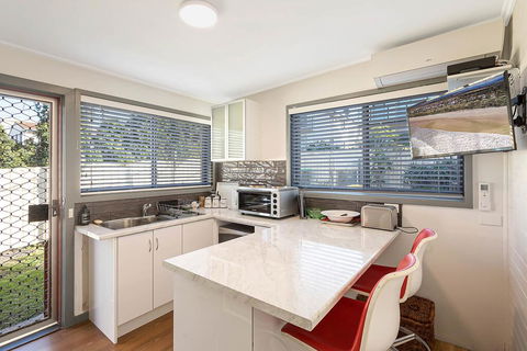 The Beach Shack On Beach Street - Dentist Find 1