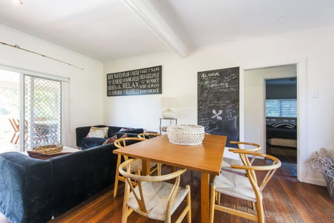 The Beach Shack On Spenser - Dentist Find 3
