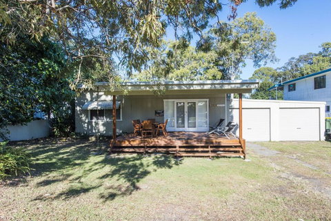 The Beach Shack On Spenser - Dentists Australia 0