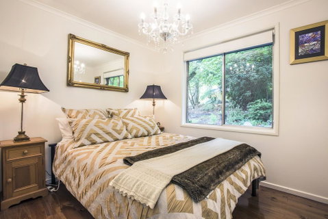 The Beeches - Olinda - Dentist Find 3