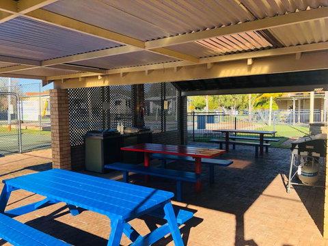 The Best Beach Cabin - Dentist Find 1