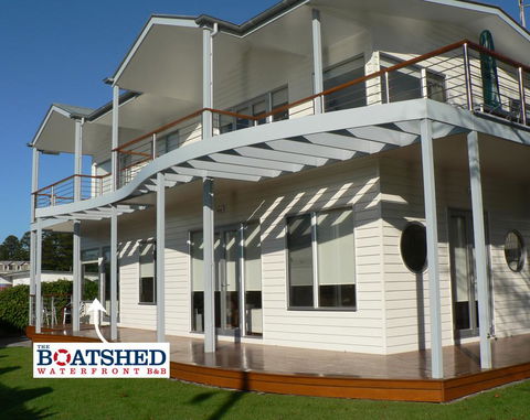 The Boatshed Waterfront B&b - Dentist Search 1