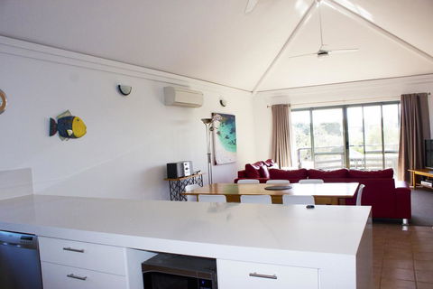 The Break Margaret River Beach Houses - Dentist Find 1