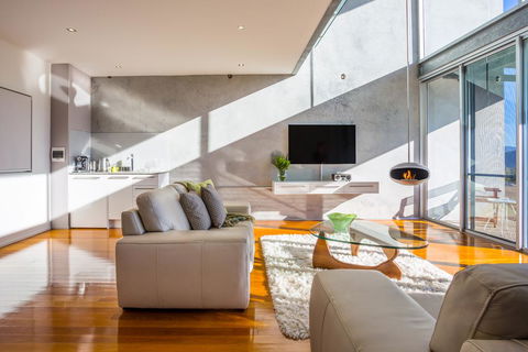 The Bunyip Retreat - Dentist Find 2