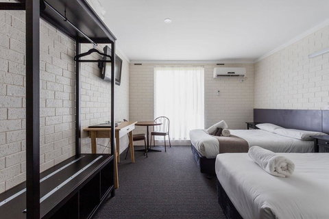 The Busselton Motel - Dentist Find 2