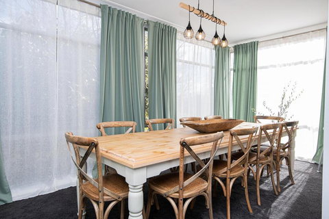 The Byng House Grand And Central, Entertain 12 - Dentist Find 0