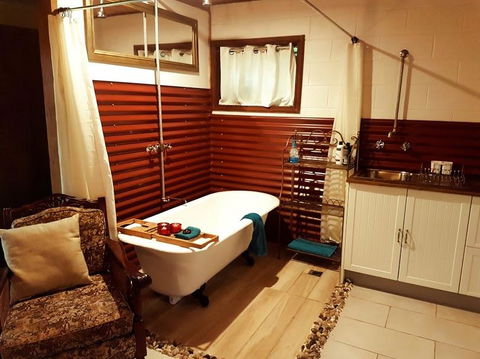 The Cabin - Dentist Find 2