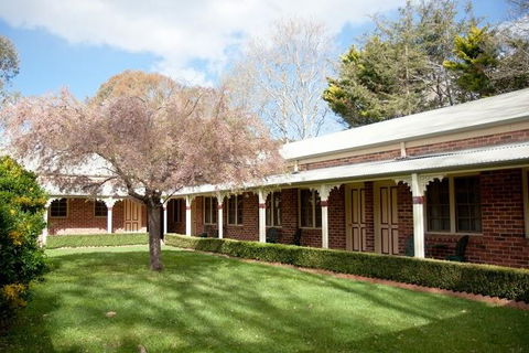 The Carrington Inn - Bungendore - Dentist Search 0