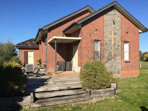The Church Retreat - Dentist Search 0