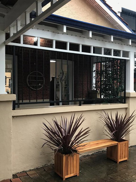 The Churchill - Dentist Find 2