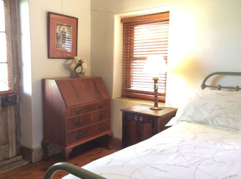 The Coach House On River And Park - Dentist Find 3