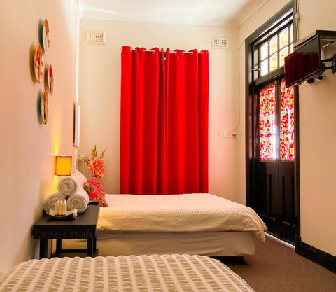 The Coorow Hotel - Dentist Find 1