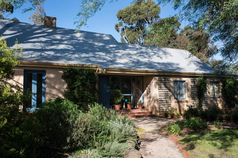 The Cottage At Riverside Farm - Dentist Find 2