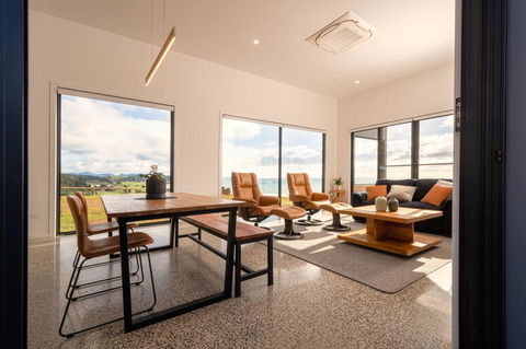 The Cove Tasmania - Dentist Find 3