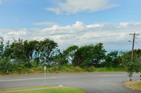 The Crest 6 33 Pacific Drive - Dentist Find 1