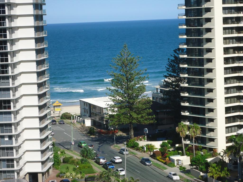The Crest Apartments