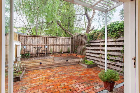 The Crofts - Dentist Search 3