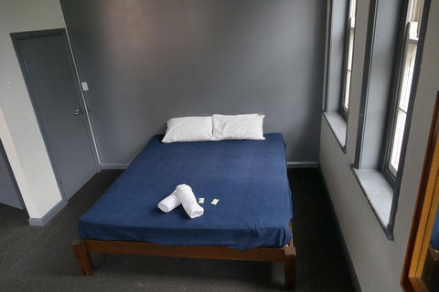 The Crown & Anchor Hotel - Dentist Find 2