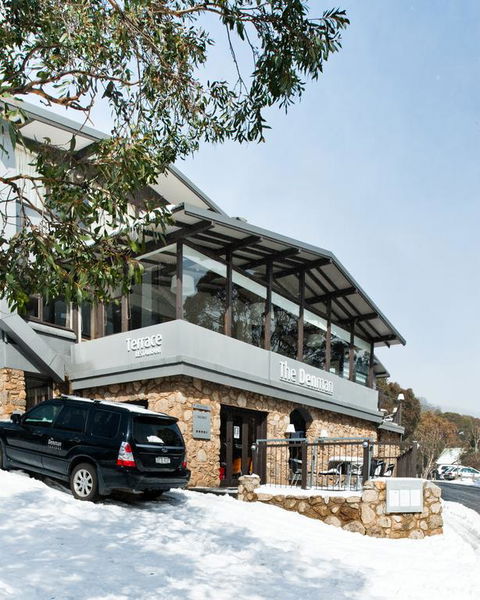 The Denman Hotel In Thredbo - Dentist Find 3