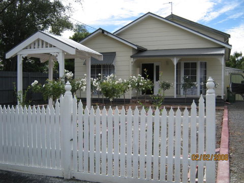 The Don Healesville - Dentist Find 1