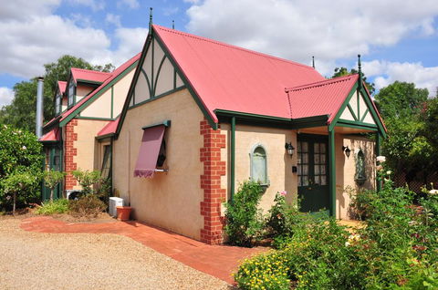 The Dove Cote - Dentist Find 1