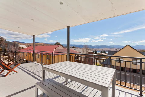 The Elements West - Jindabyne - Dentist Find 1
