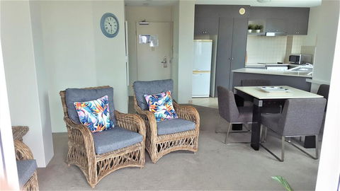 The Emerald Surfers Paradise - Dentist Search 2