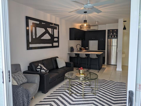 The Escape Luxury Apartments Peppers Beach Club Palm Cove - Dentists Australia 0