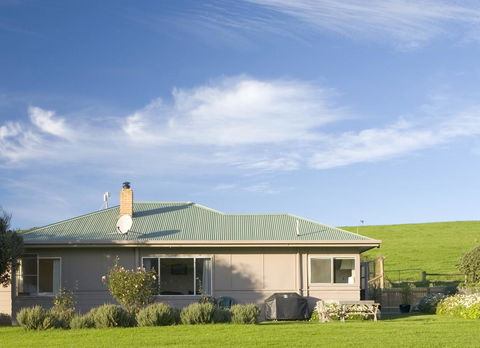 The Farm House - Dentist Search 1