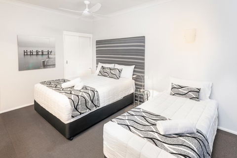 The Esplanade Motel - Dentist Find 3