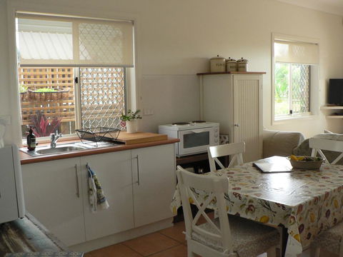 The Friendly Chat Bed And Breakfast - Dentist Find 0