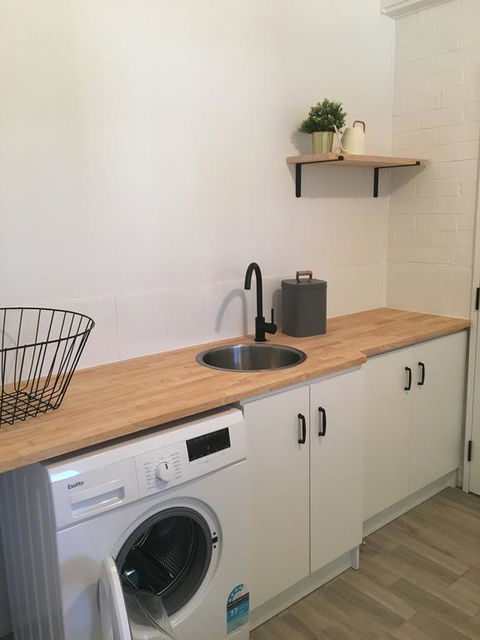 The Gathering Ground - Spacious Entertainer In Toowoomba City - Dentist Search 3