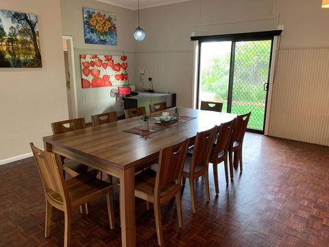 The Gazebo Place - Strathmerton - Dentist Find 1