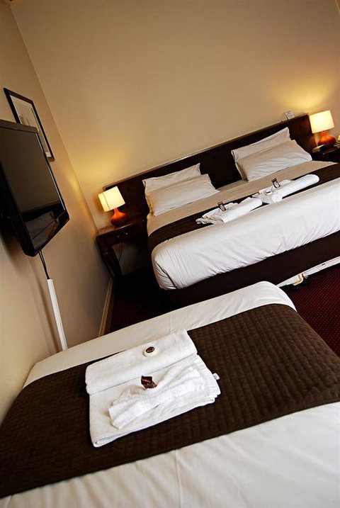 The Glenferrie Hotel Hawthorn - Dentist Find 3