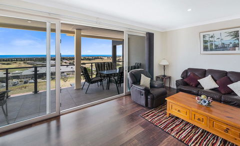 The Haven - 6A Turnberry Drive - Dentist Find 2