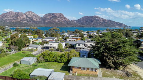 The Hazards Beach Escape - Dentists Australia 0