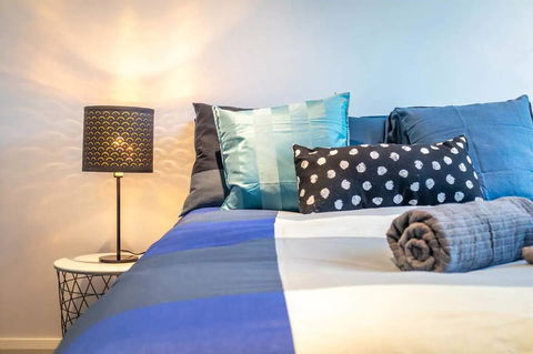 The Heart Of Northbridge With Complimentary Parking, Wifi & Netflix - Dentists Australia 1