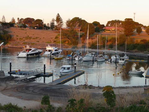 The Hideaway - Dentists Australia 0