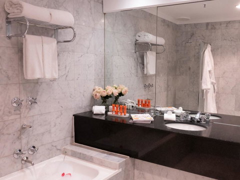 The Hotel Windsor - Dentist Find 2