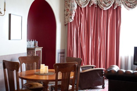 The Hotel Windsor - Dentist Find 3