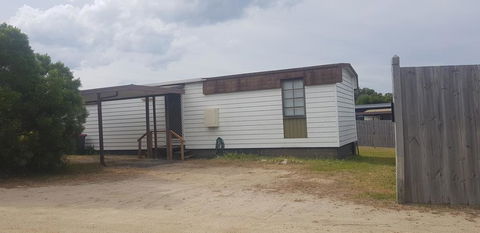 The Hut - Dentists Australia 2