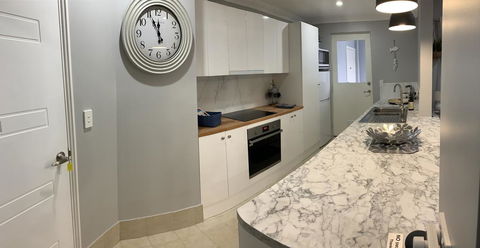 The Hutt - Dentist Search 2