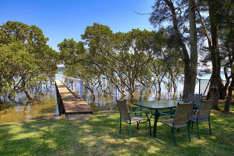The Jetty At Culburra Beach - Pet Friendly Waterfront - Dentist Find 3