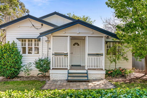 The Keepers House - Dentist Search 1