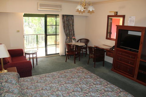The Lawson Riverside Suites - Dentist Find 1