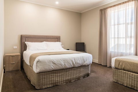 The Lighthouse Hotel - Dentist Search 0