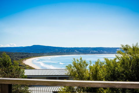 The Love Shack - Dentist Search 0